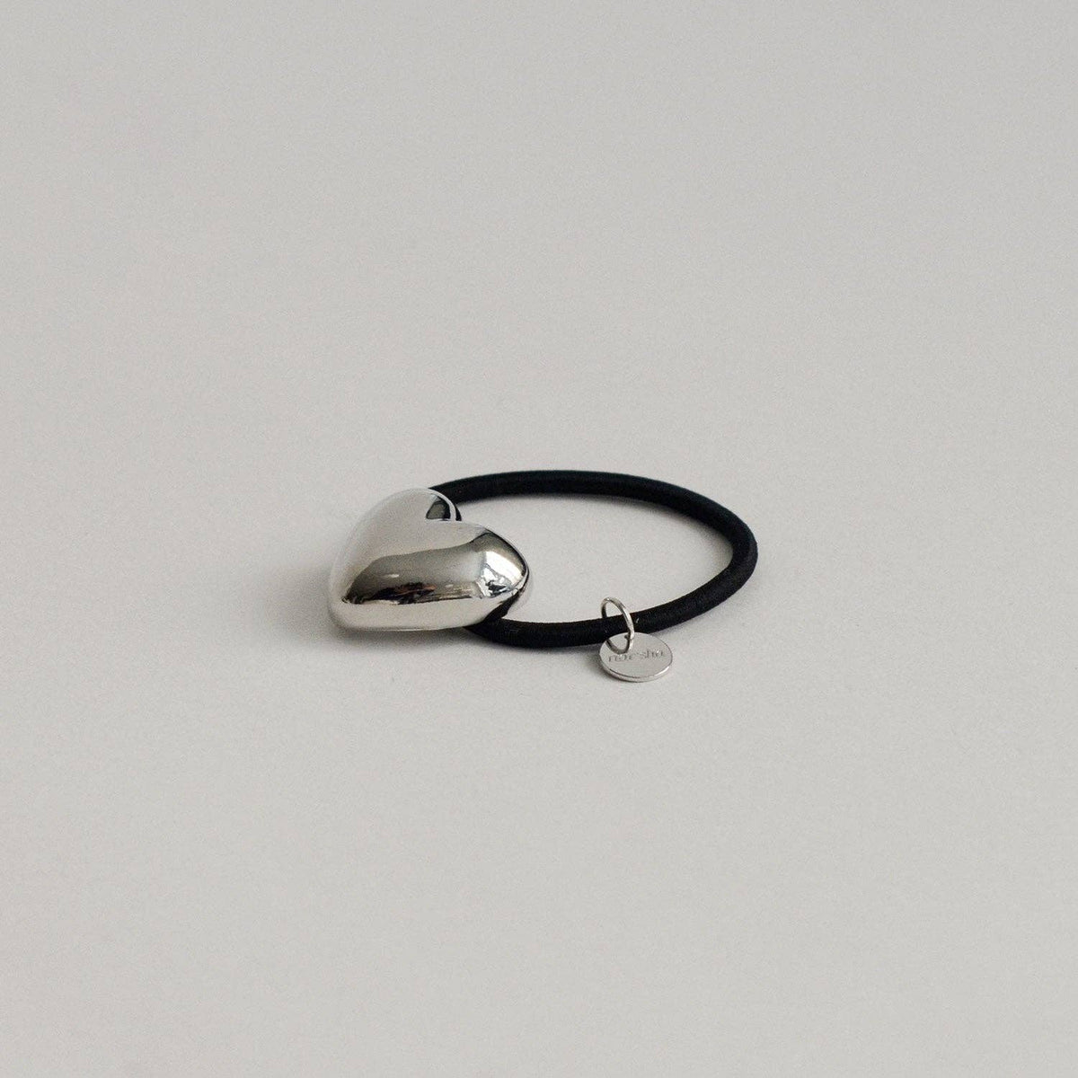 Heart-Shaped Metal Cuff Hair Tie | Silver