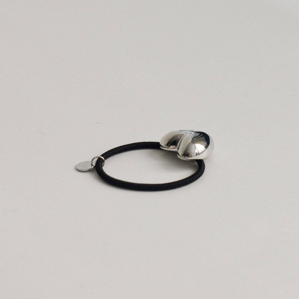 Heart-Shaped Metal Cuff Hair Tie | Silver
